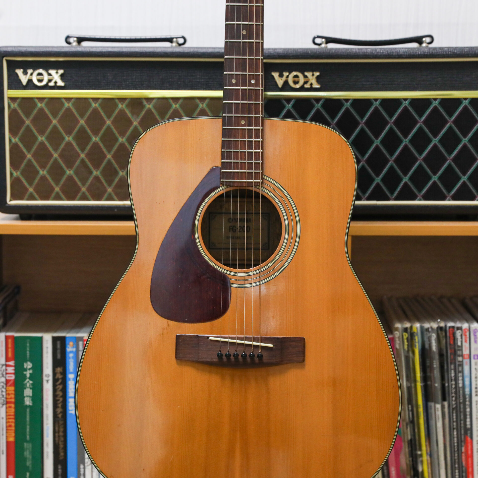 【レトロ美品】1980年代製YAMAHA FG-200D アコースティックギター 中古品 YAMAHA FG-200D 日本製 - 奈良市のギターショップ